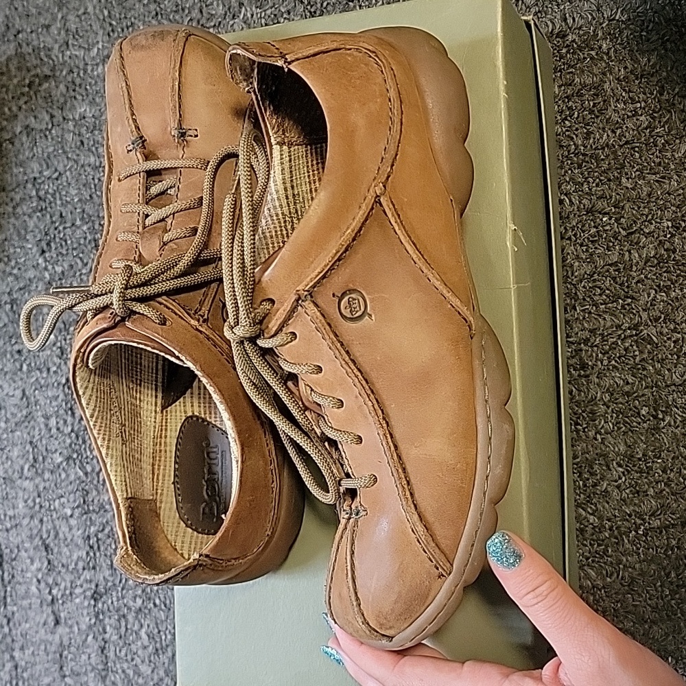 BØRN Footwear Distressed Tania Saddle Brown Shoes Womens Size 6.5